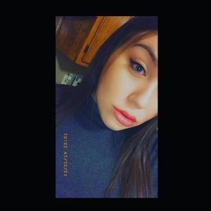 Meet your Posher, Isabella